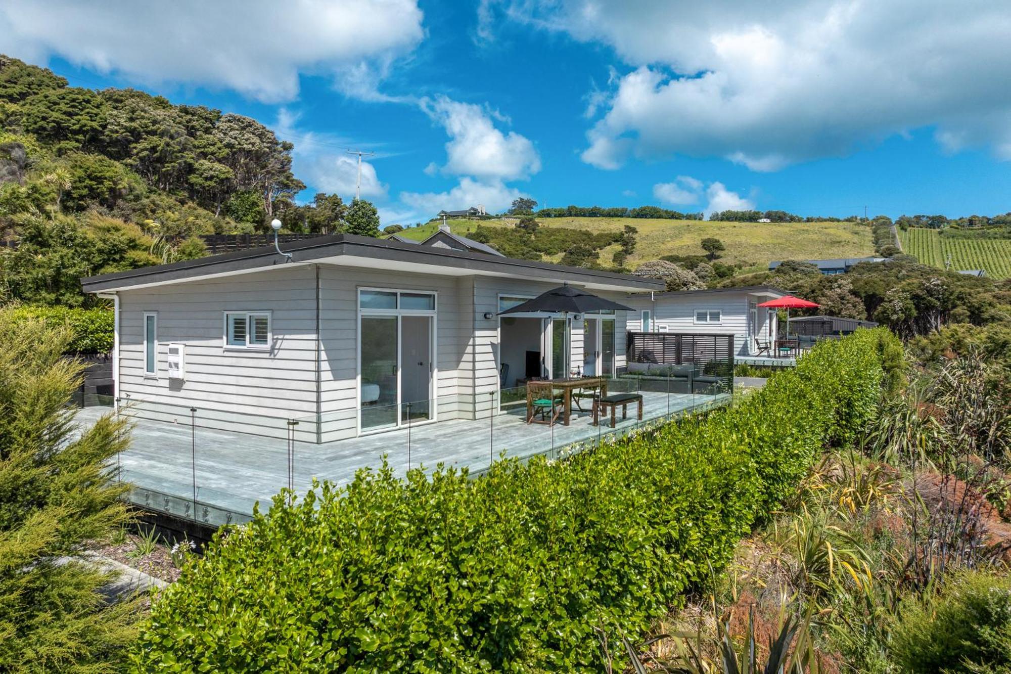 Te Whau Bach Apartments - Stay Waiheke Te Whau Bay Extérieur photo